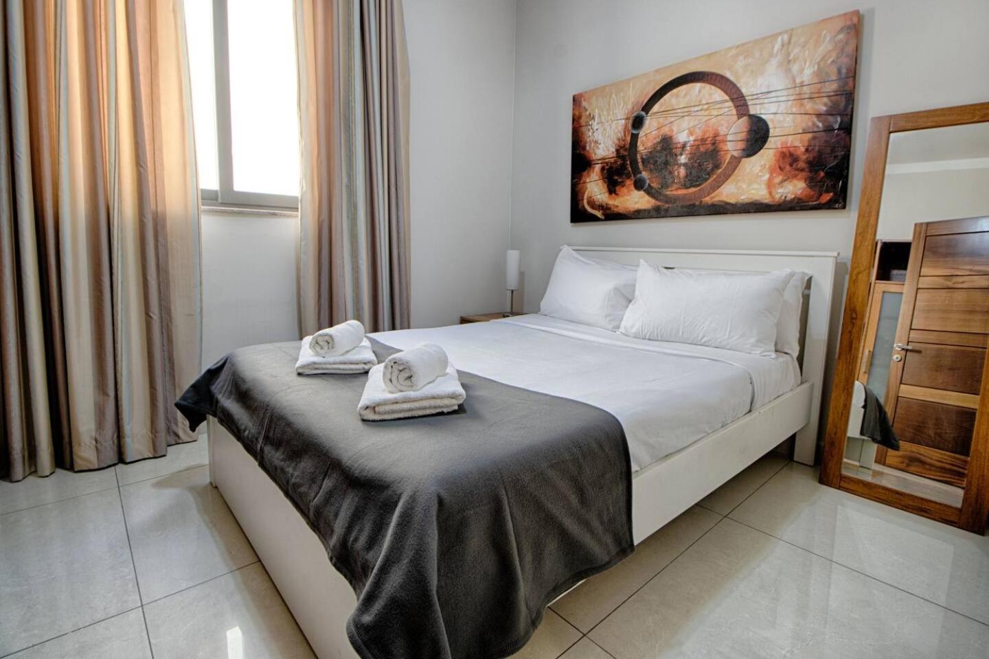 The Strand Apartments By Homely Sliema Exterior photo