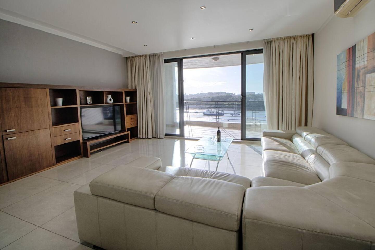 The Strand Apartments By Homely Sliema Exterior photo